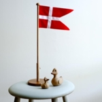 Nordahl - Træfigur - Flagstang 39 cm